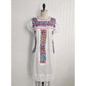 Handmade Puebla Mexican Peasant Vintage Embroidered Artisan Dress
